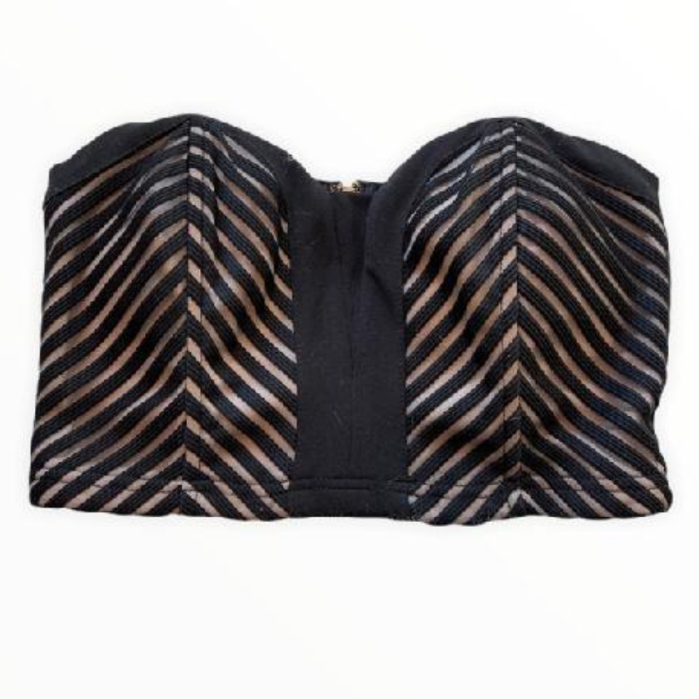 Entry black top